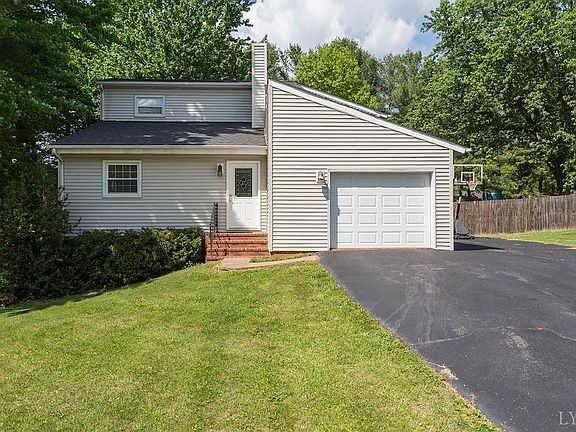2nd image of 499 Beechwood Dr