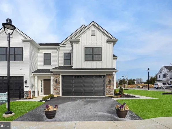 506 McNaney Farm Dr Lot 27, Warrington, PA 18976