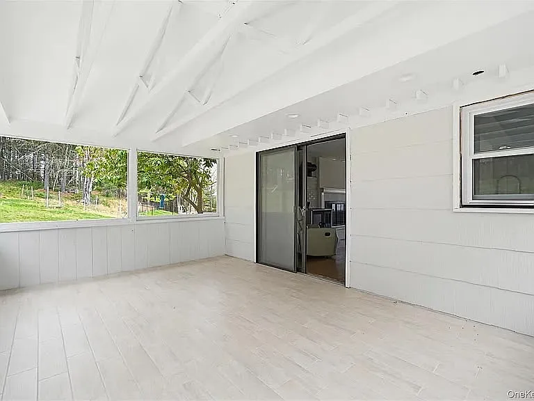 38 Marjorie Dr #O — Photo 21