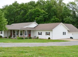 11481 Harold Ln, Carbondale, IL 62901