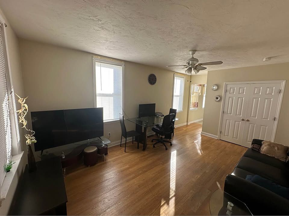 1st image of 150 Sumner St #1