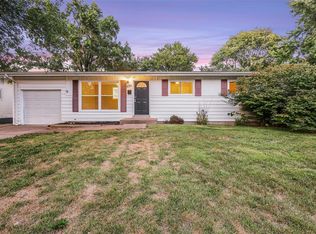 555 Moule Dr, Florissant, MO