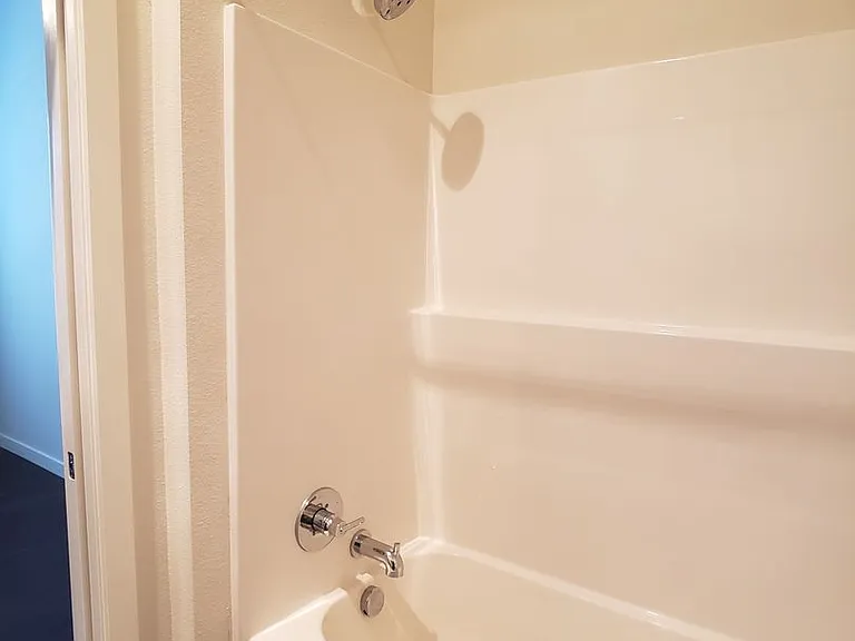 686 SE Spokane St #6 — Photo 22