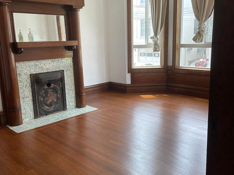 1st image of 32 Francis St