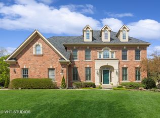 1630 Hunters Glen Ct, Wheaton, IL 60189