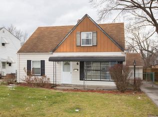 6870 Greenleaf Ave, Parma Heights, OH 44130