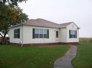 23381 Highway 45, Mason, IL 62443