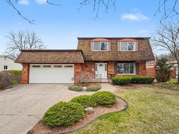 15563 Hix St, Livonia, MI 48154
