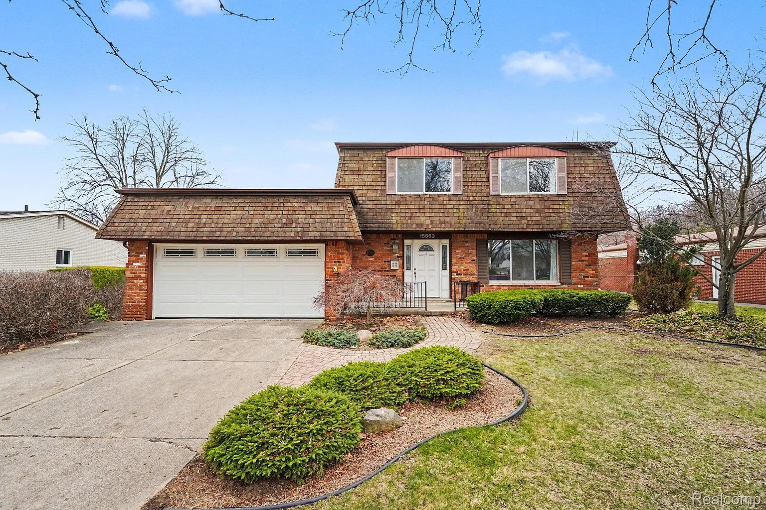 15563 Hix St photo 1