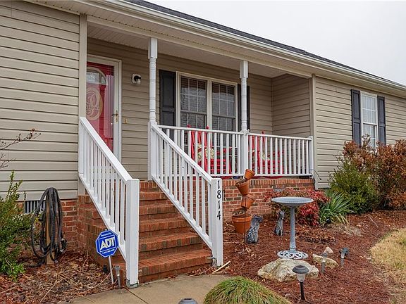 2nd image of 1814 Beech Ct
