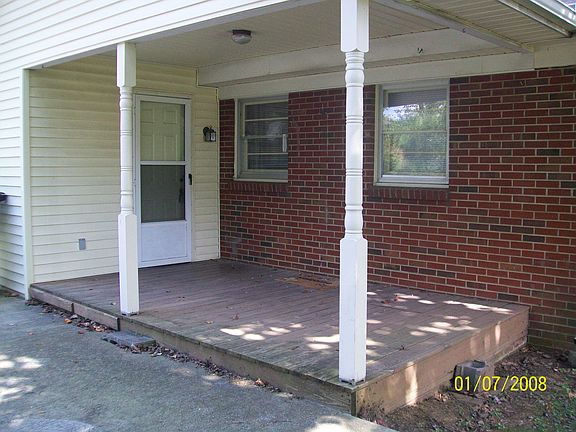 4th image of 1215 White Blvd