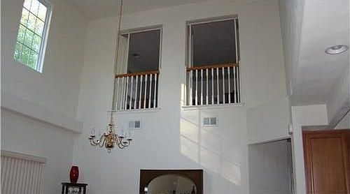3rd image of 103 Ellis Dr