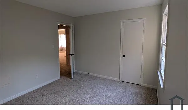 3 bed, 1250 sqft, $1,250 — Photo 3