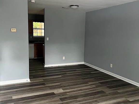 4th image of 3743 Oakwood Hills Dr