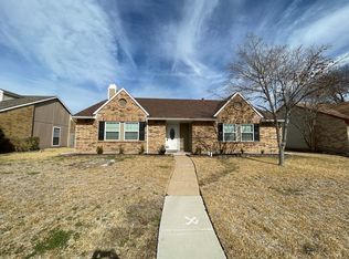 8409 Chesham Dr, Rowlett, TX 75088