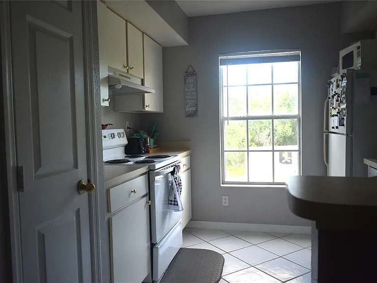 9078 Lake Chase Island Way — Photo 12