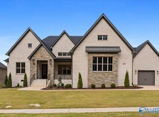 1305 Cardinal Cove Dr, Huntsville, AL 35803
