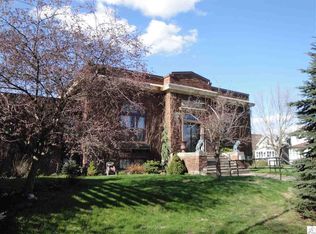 701 11th St N, Virginia, MN 55792