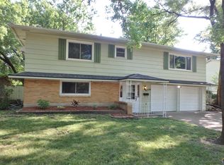 4336 SW 30th Ter, Topeka, KS 66614