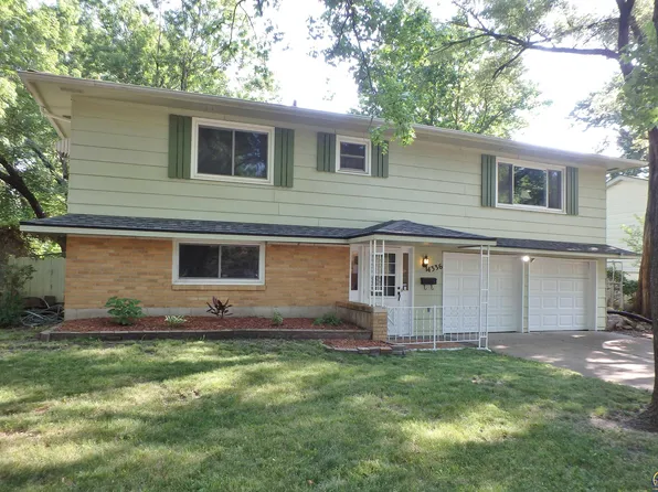 4336 SW 30th Ter, Topeka, KS 66614