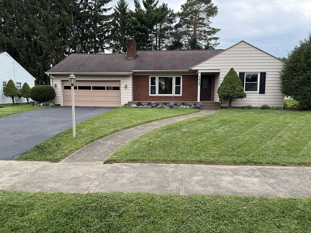 1425 Lafayette Pkwy - Property Image