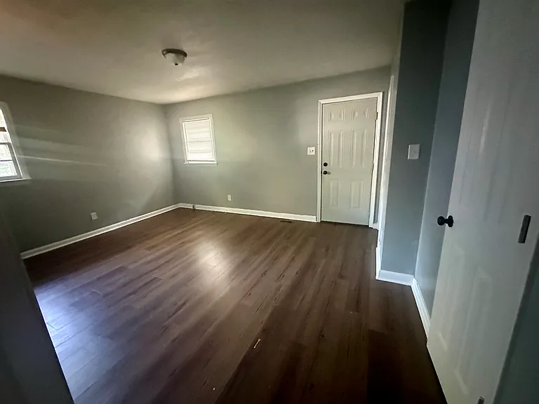 1560 Minurva Dr — Photo 1