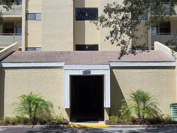 5th image of 13626 GREENFIELD DRIVE #201