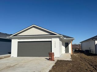 12960 E Willowgreen St, Wichita, KS 67230
