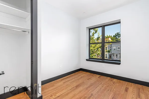 Rented by Rennit Inc. | media 19