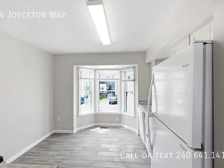 54 Joyceton Way — Photo 8