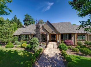 15201 S Lake Ridge Way, Oregon City, OR 97045