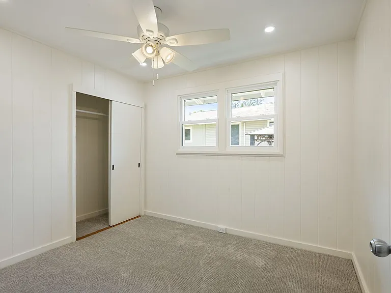 1316 Hele St — Photo 10