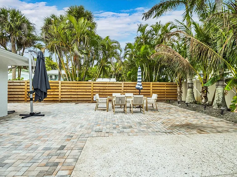 5624 Cape Leyte Dr — Photo 57