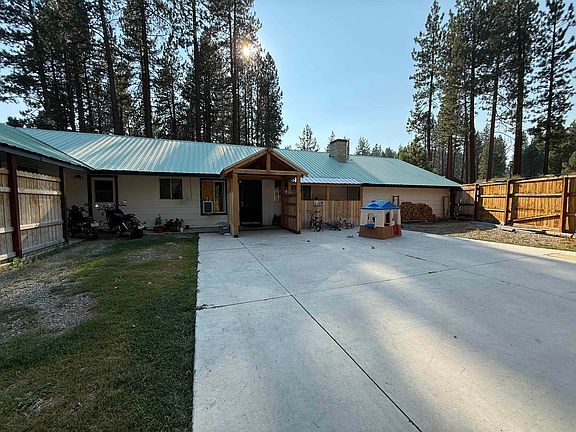 3rd image of 76576 Rocky Point Rd