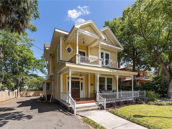 3rd image of 613 E Fort King St