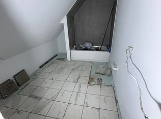 14621 310th St, Center City, MN 55012