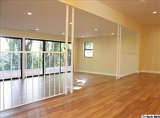 5th image of 1919 Hilton Dr