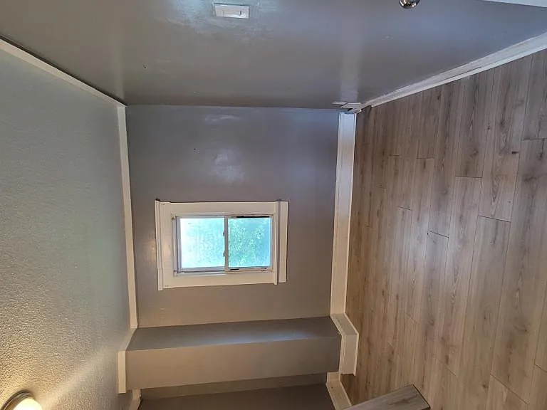 15205 Lincoln Ave — Photo 11