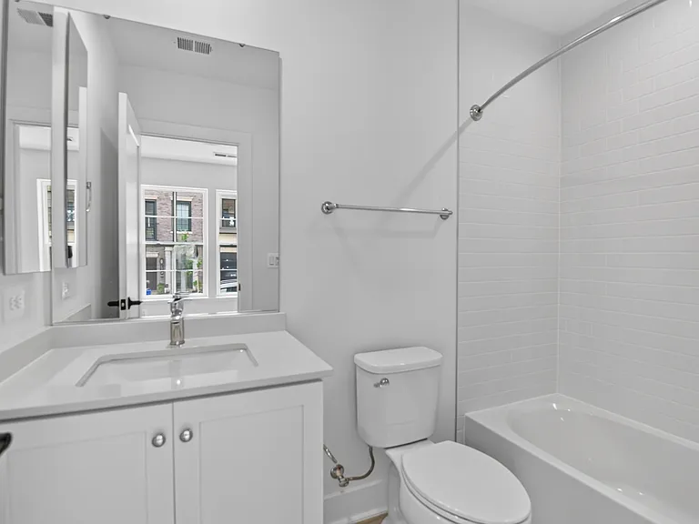 5015 Dulcet Dr — Photo 6