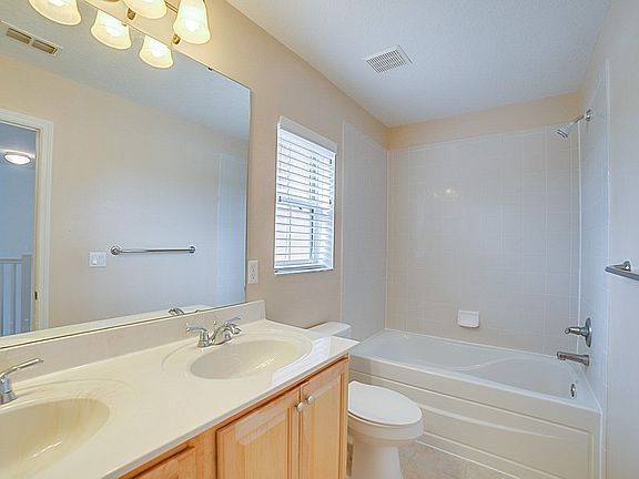 3rd image of 509 First Cape Coral Dr
