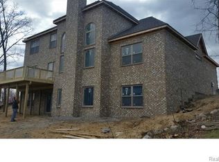 Pointe Shore Dr, Brighton, MI 48114