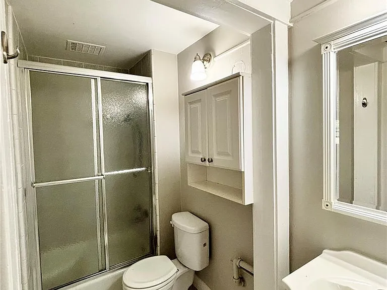 1400 Monroe St — Photo 12