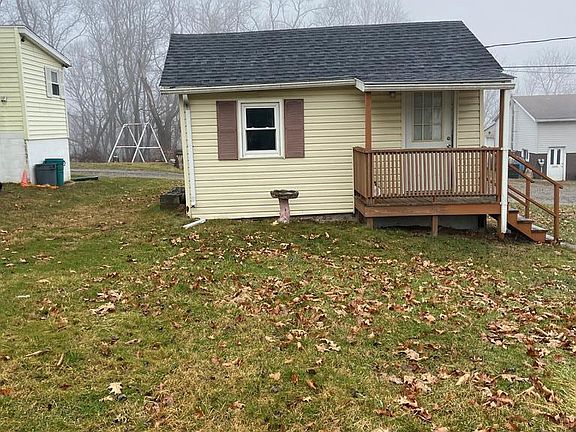 2nd image of 310 Finch St