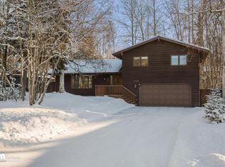17328 Teklanika Dr, Eagle River, AK 99577