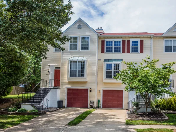 6831 Signature Cir, Alexandria, VA 22310