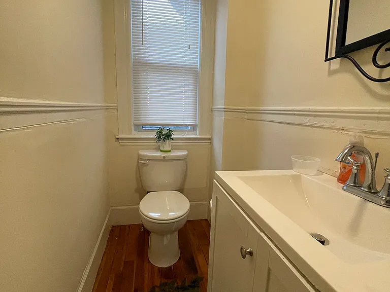 354 Main St #1 — Photo 7