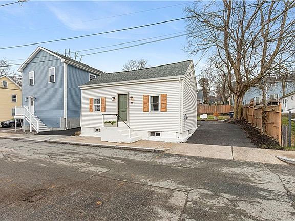 4th image of 27 Padelford St