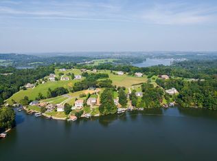 4228 Ridge Water Rd, Louisville, TN 37777