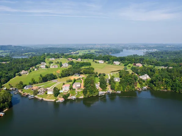 4228 Ridge Water Rd, Louisville, TN 37777