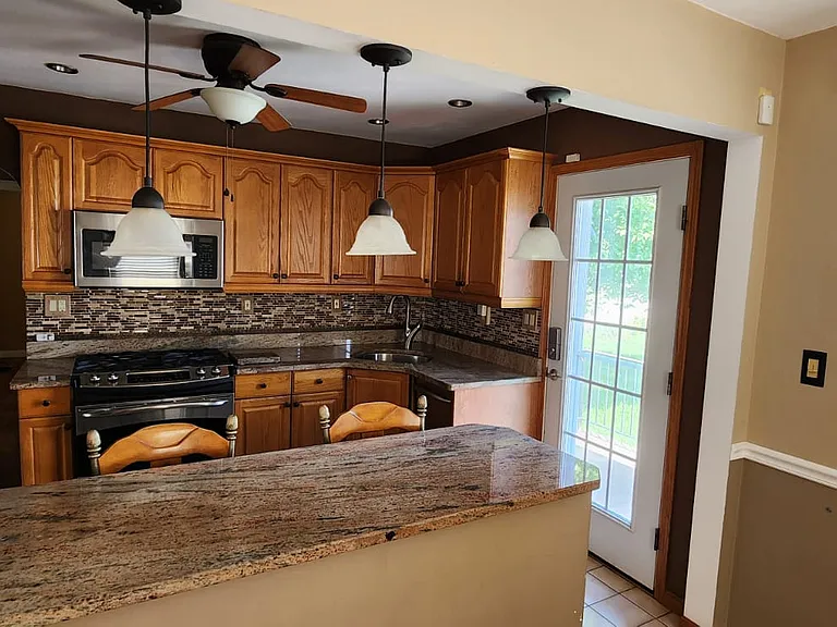 135 Morristown Rd — Photo 5